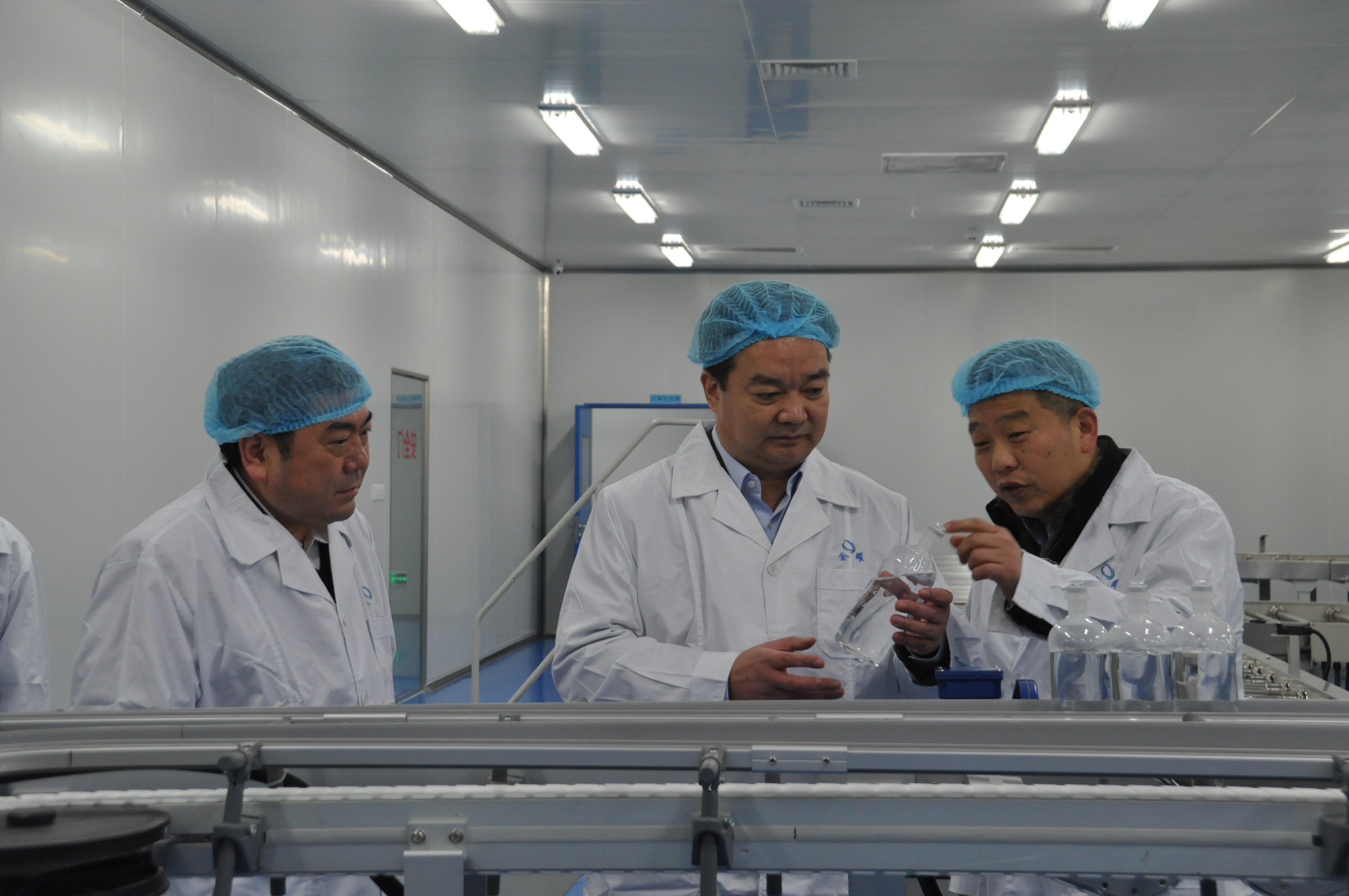 湖北省委常委、襄陽市委書記王君正到湖北天藥調(diào)研指導(dǎo)